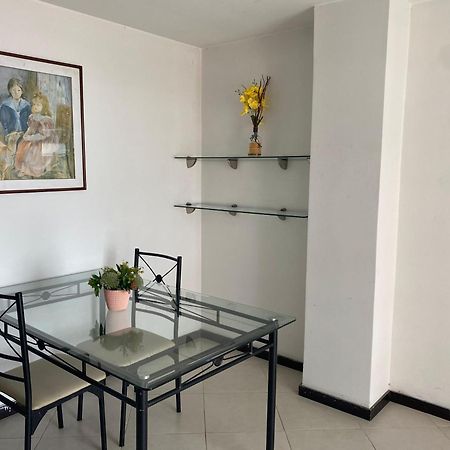 Apartaestudios Laureles Medellin Luaran gambar