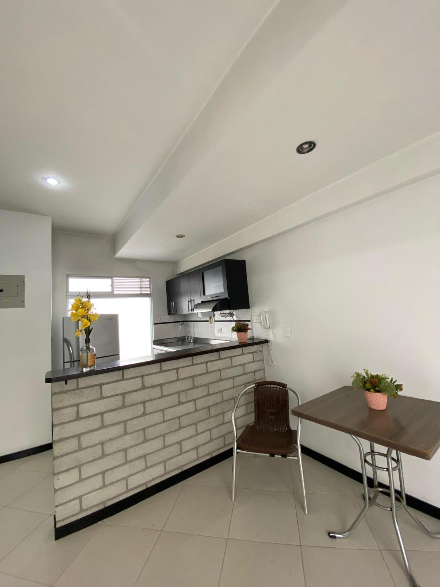 Apartaestudios Laureles Medellin Luaran gambar